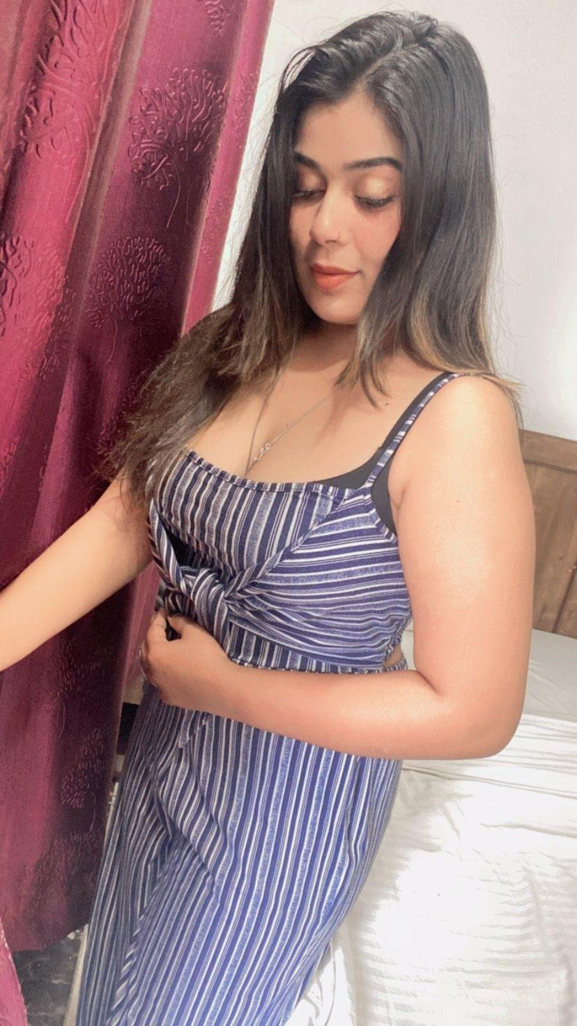  call girls service in Sarita Vihar